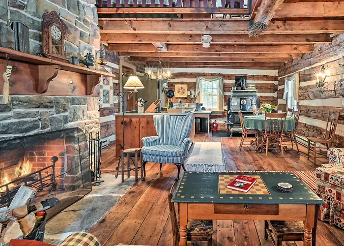 Cabin Vacation Rental ~ 8 Mi To Penn State!