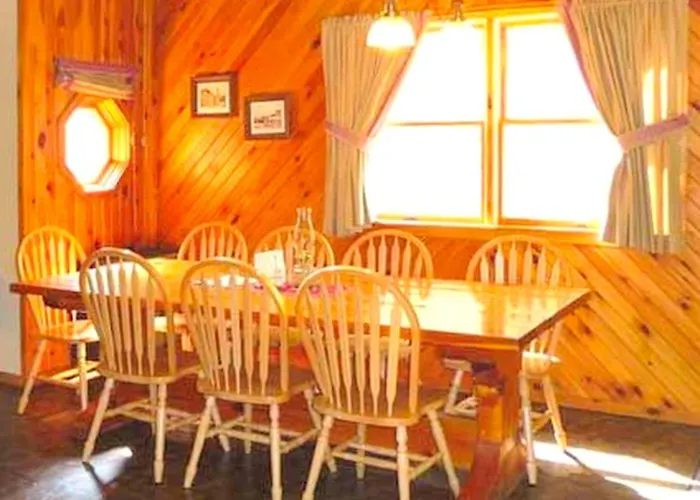 Cozy Vacation Cabin Near Allegheny State Forest, Pennsylvania